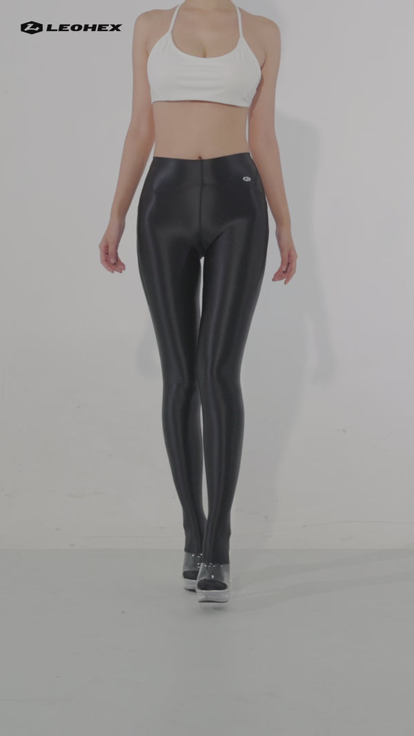 LEOHEX Liquid Gloss High-Shine Footed Leggings – product image 2